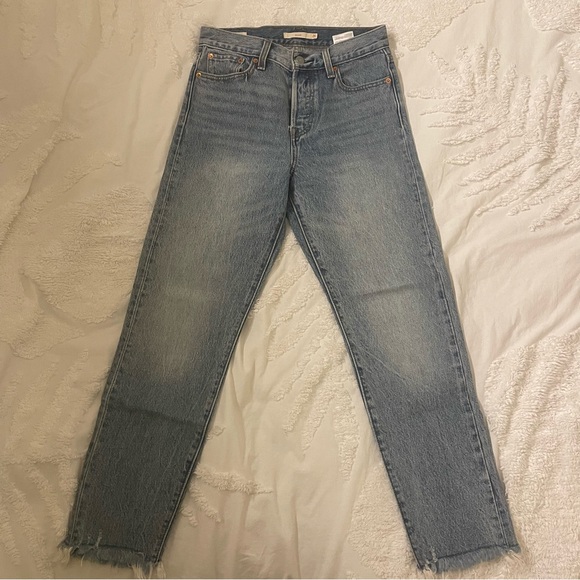 Levi’s wedgie straight leg jeans - Picture 1 of 5